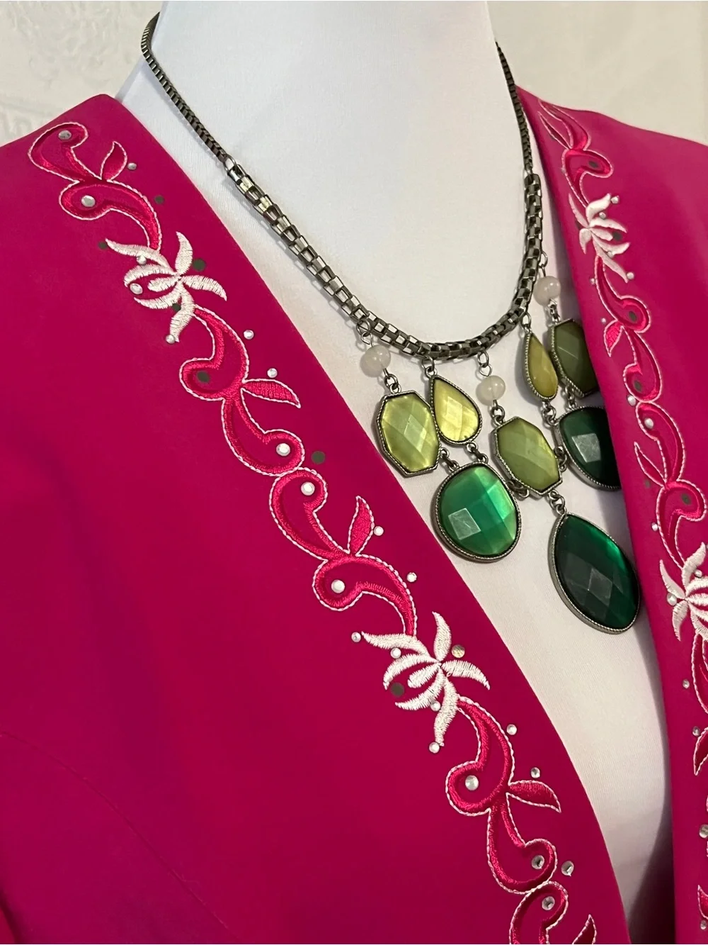 Vintage Psalm:CIV Women’s Fuchsia Embroidered Open-Front Jacket Size 16 - Picture 3 of 10